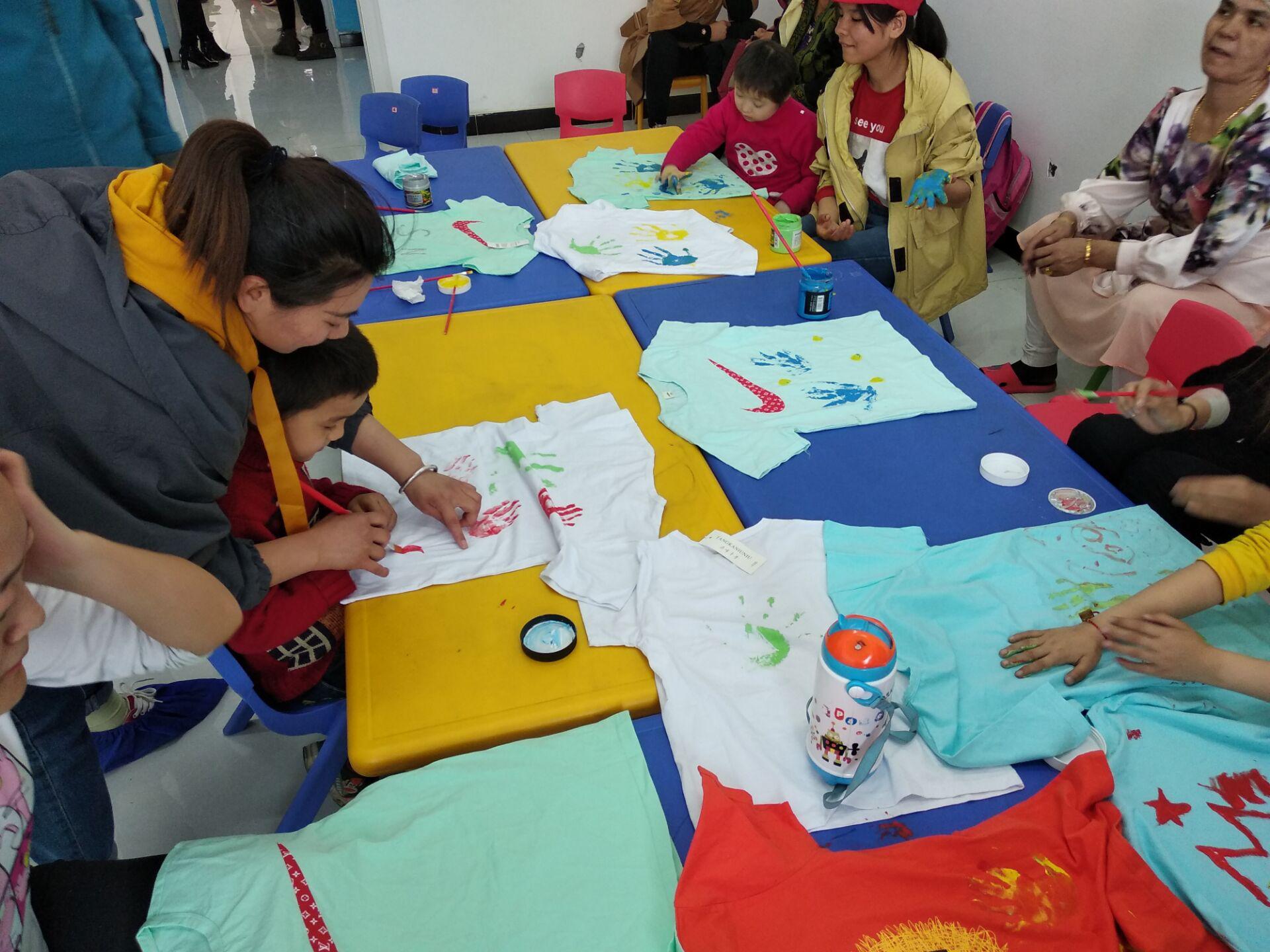 纺织工程系青年志愿者前往启智儿童智力康复中心开展志愿服务活动
